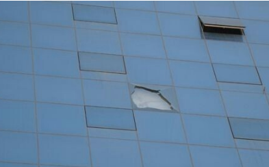 幕墙玻璃脱落原因分析及如何进行幕墙的检测维护